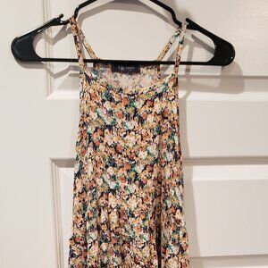 NWOT: KLD  Flora Print Mini Dress Size Small